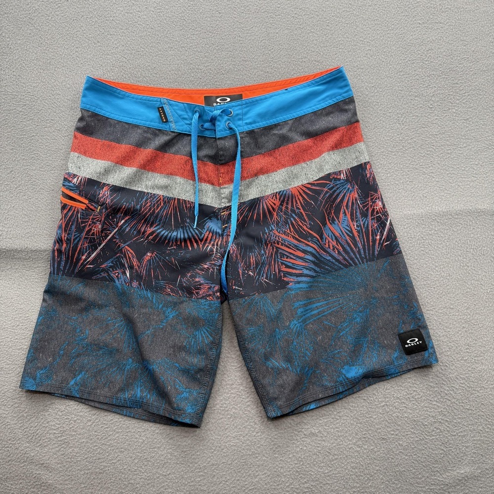Oakley Board Shorts Mens 33 Multicolor Tropical Palm Swim Trunks Quick Dry Surf